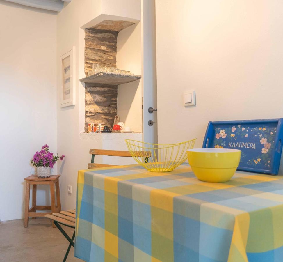 Lámira The Walnut Tree - Cycladic Getaway With Sea Views By Explore Andros מראה חיצוני תמונה